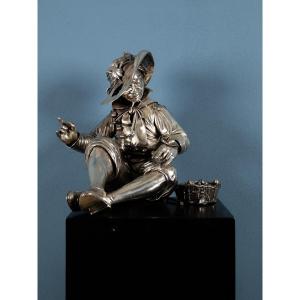 Scultura in argento 800 raffigurante personaggio fiammingo con lumache, XIX–XX secolo