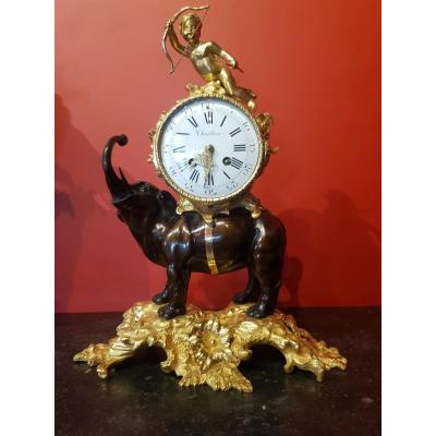 Clock Elephant
