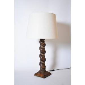 Turned Wood Column Laurel Pattern Lamp, XIXth C.