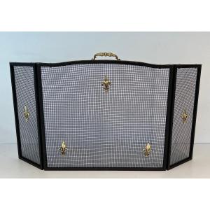 Neoclassical Style Fire Screen In Steel, Brass And Mesh With Fleur-de-lis Decoration.