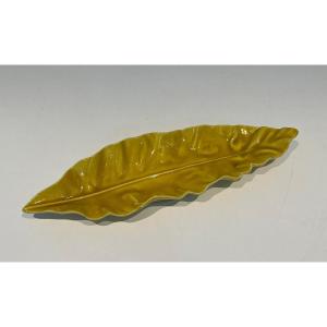 Yellow Ceramic Vide-poche . French Work Marked. Circa 1970