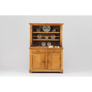 Doll Dresser