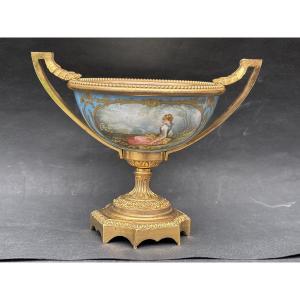 19th Century Sèvres Style Ring Sizer In Gilt Bronze And Porcelain 