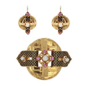 Antique Napoleon III Fine Ruby Beads Black Enamel Set