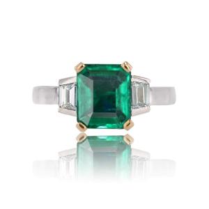 Emerald And Diamond Ring
