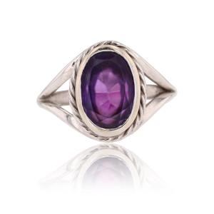 White Gold Amethyst Ring