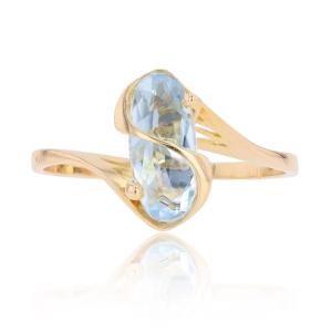 Modern Yellow Gold Aquamarine Ring