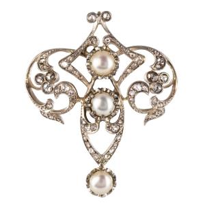 Former Diamonds And Pearls Brooch