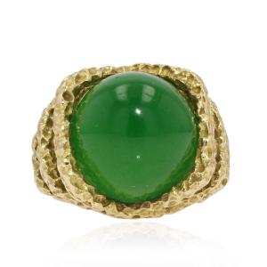 Chrysoprase And Chiseled Gold Ring