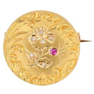 Yellow Gold Brooch With Ruby Diamond Floral Decor