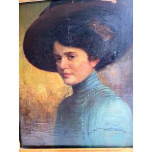 Portrait Of An Elegant Women Of The Fashionable