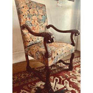 Walnut Chair Louis XIV XVIIth Century With Lion Head Sculptures