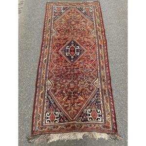 Shiraz Rug - Persia. Early 20th Century. 360 X 133 Cm