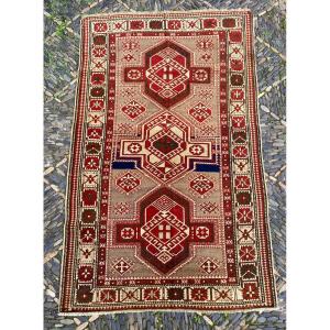 Shirvan Rug - Caucasus. Circa 1920. 200 X 120 Cm