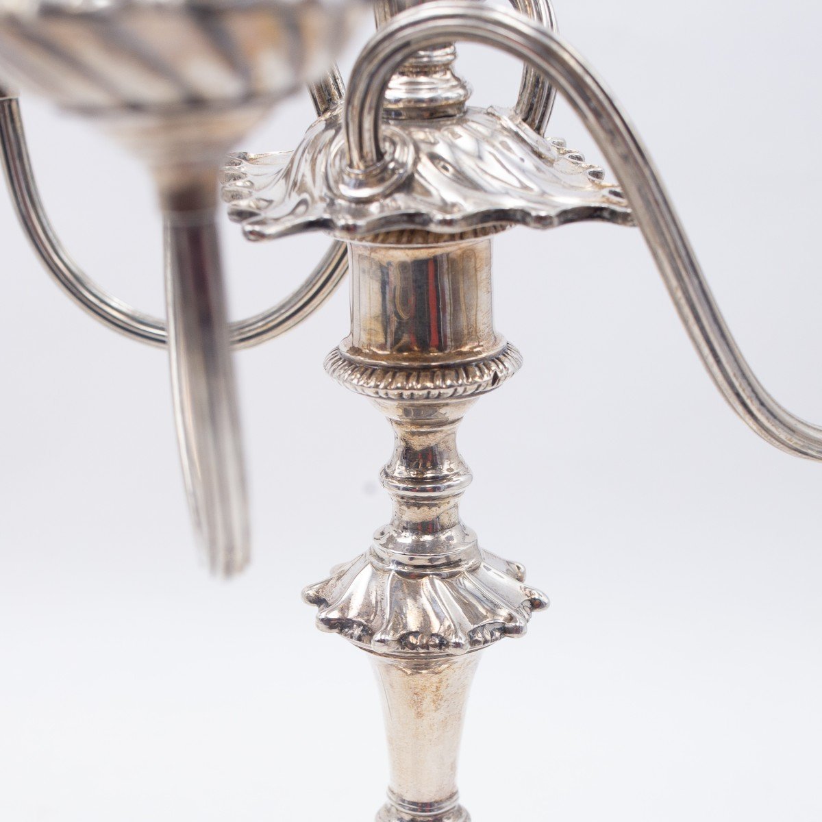 Candeliere in argento H E & Co., origine inglese, Epoca Primi '900-photo-6
