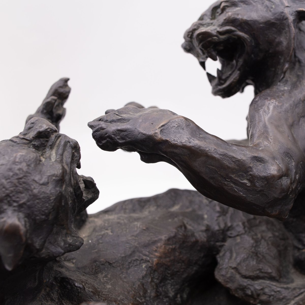 "Animali in lotta" scultura in bronzo di Antonio Ligabue, Anni '40-photo-2