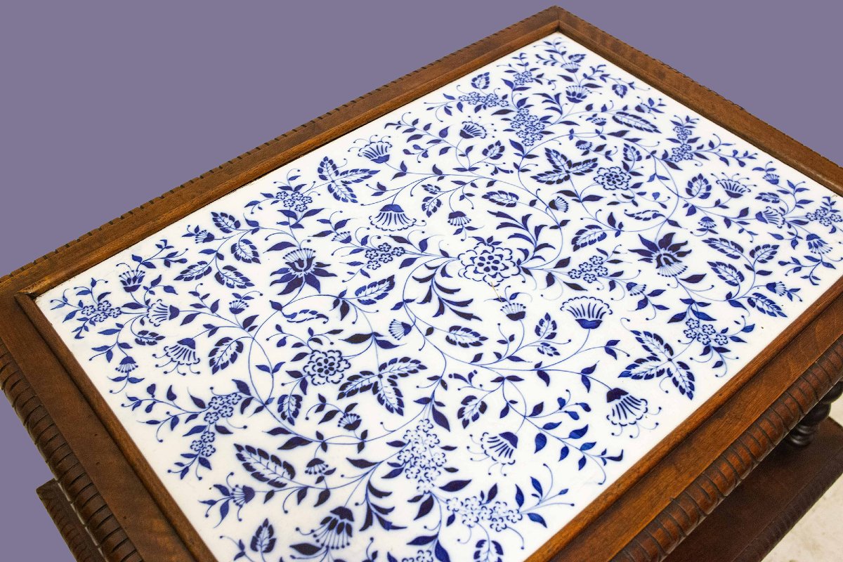 Tavolino in noce con Due Ripiani in Ceramica Decorata, Fine '800-photo-2
