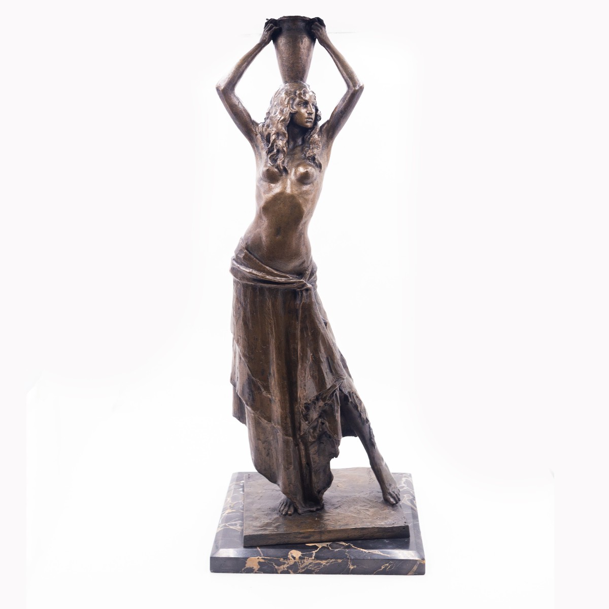 Giuseppe Siccardi, "Portatrice d'acqua orientale", bronzo, Epoca XX