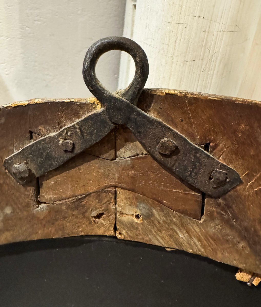 Cornice ovale a guazzo dorato, XVII secolo-photo-3