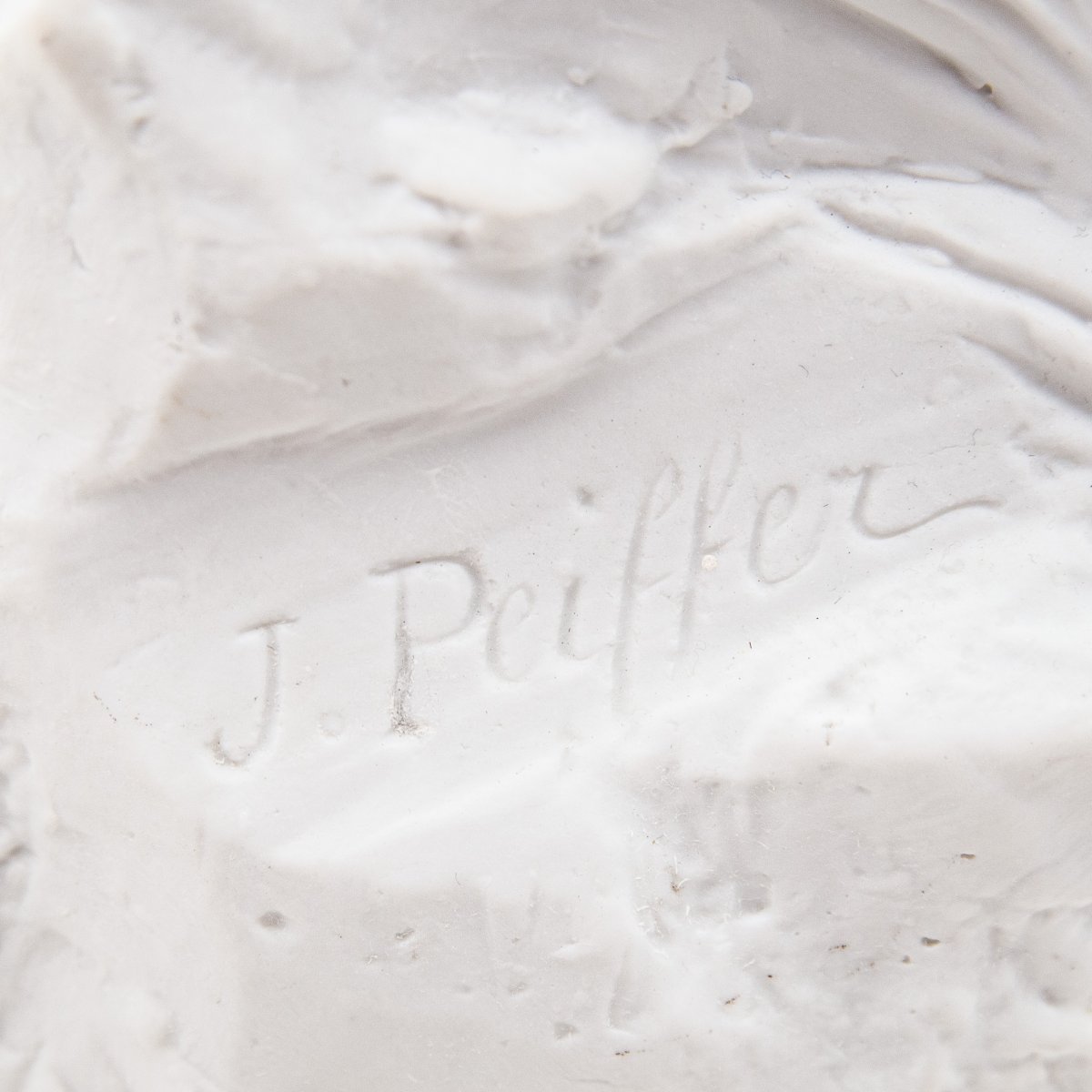 Auguste Joseph Peiffer, "Bagnante con rondini", biscuit,  fine XIX secolo-photo-4