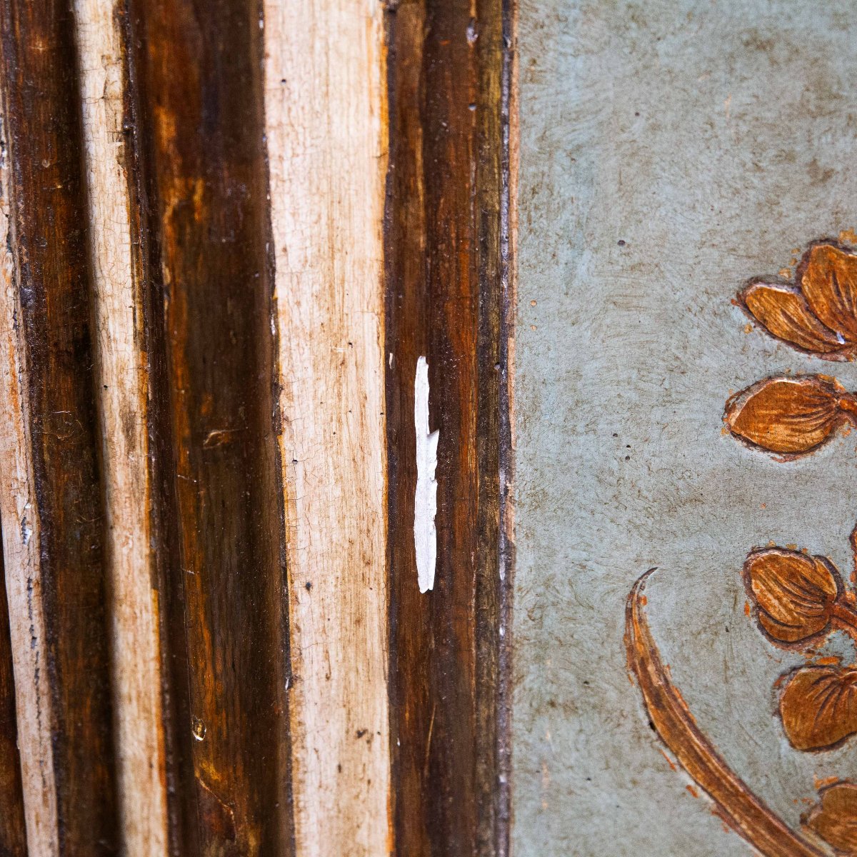 Coppia di ante del '700, in legno laccato-photo-2