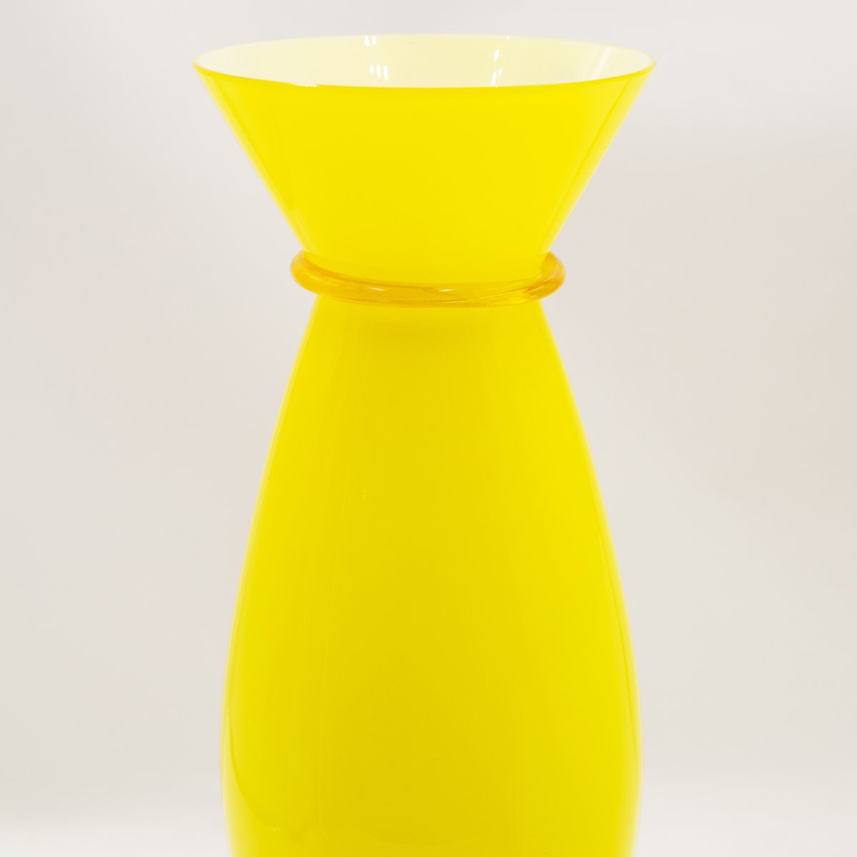 Vaso in vetro Murano, Mendini per Venini, Epoca '900-photo-6