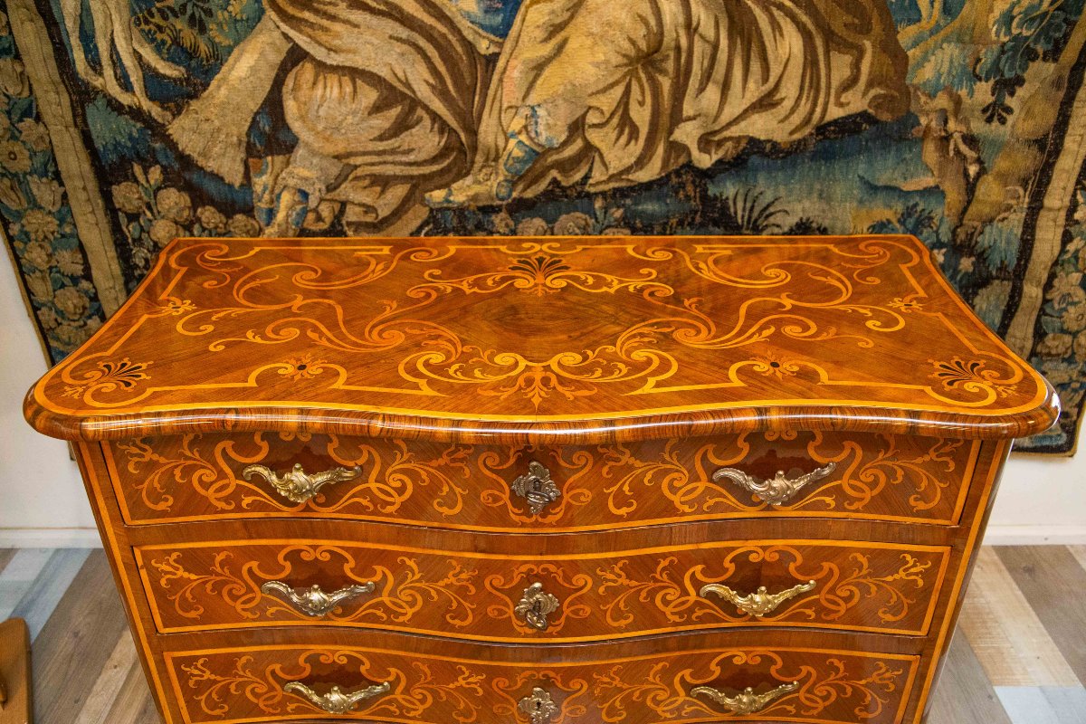 Cassettone in noce intarsiato, Origine Piemonte,  metà del Settecento-photo-8