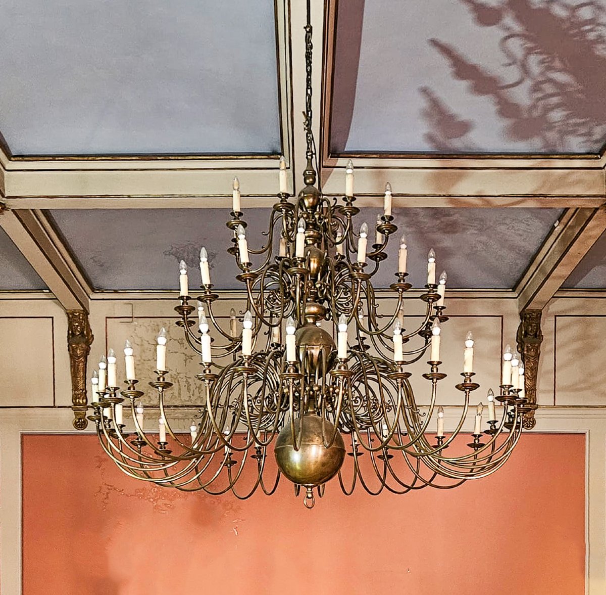 Lampadario da salone in ottone, 56 Luci, Epoca Anni '30/'40-photo-6