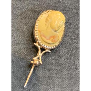 Cameo Pin