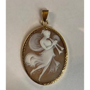 Pendentif Camée Femme