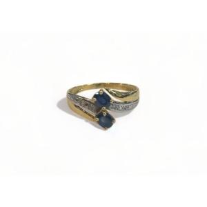 Gold Ring With Two Sapphires 