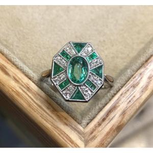 Emerald And Diamond Ring