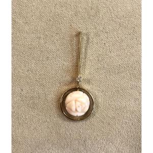 Flower Pendant With Diamond
