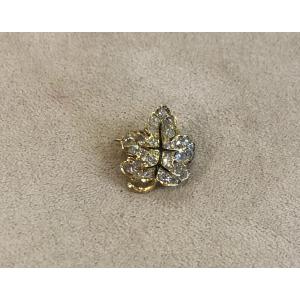 Maple Leaf Brooch 