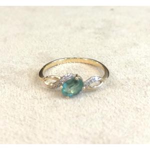 Emerald Line Ring