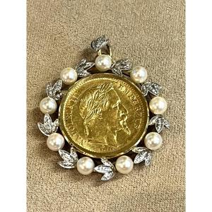20 Franc Coin Pendant With Cultured Pearls 