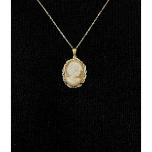 Cameo Pendant