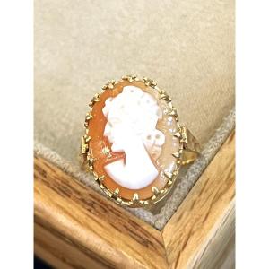 Cameo Ring 