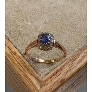 Sapphire Pompadour Ring
