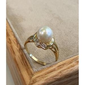 Pearl And Diamond Ring