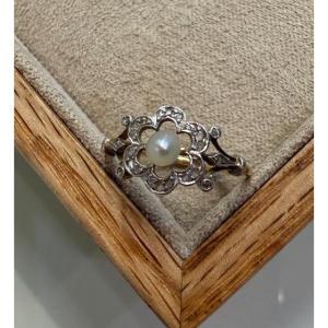 Ring With Pearl And Diamond Roses