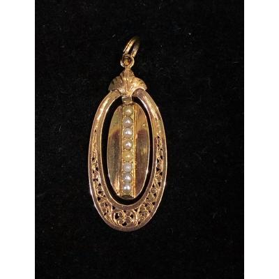 Oval Pendant Half Fine Pearls
