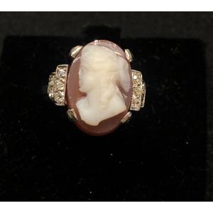 Rose Cameo Ring With Niii Diamonds