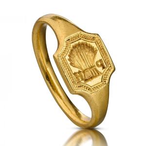 Gold Signet Ring Carved With The Image Of A Wheat Sheaf. German, 17th Century.