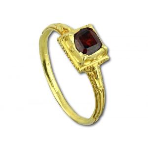 Renaissance Gold Ring With A Table Cut Garnet. Western Europe, Late 16th Century