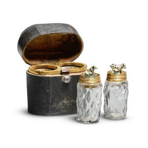 Nécessaire With A Pair Of Scent Bottles With Dalmatians. French, 18th Century.