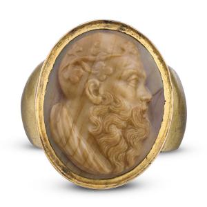 A Cameo Ring Depicting Silenus.   Italy Or England, Circa 1800–1820. 