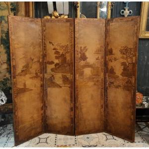 Four-leaf Screen In Embossed Leather 