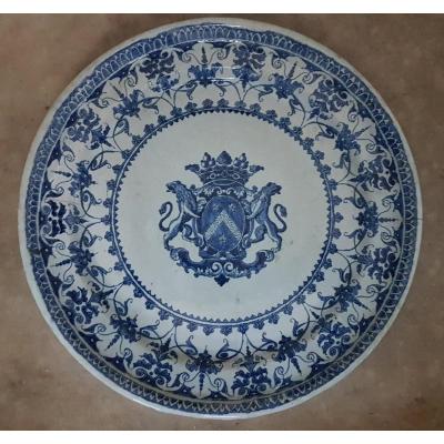 Assiette En Faïence De Rouen Armoriée 