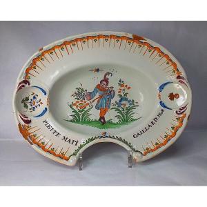 Plat à Barbe Patronymique  Et De Metier En Faience De Meillonnas Daté  1808 D’époque  XIXeme Siècle 